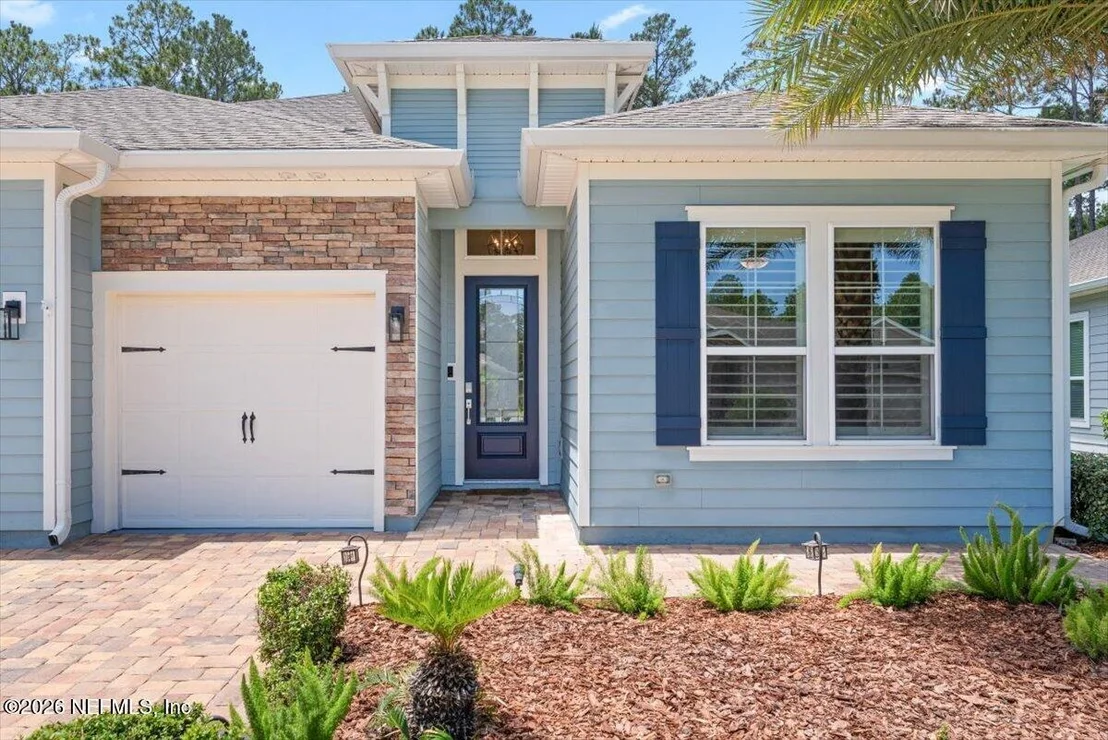 Photo of 472 GLORIETA Drive