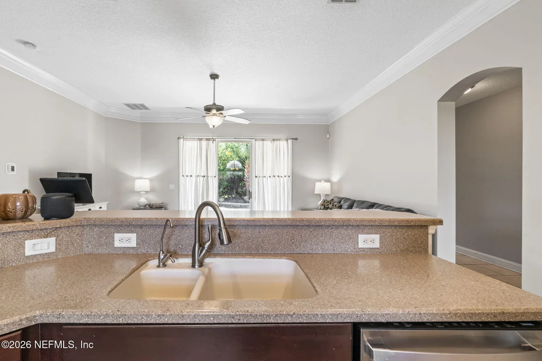 Photo of 1121 WESTFIELD Way