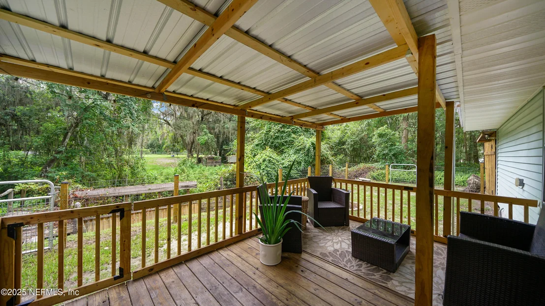 Photo of 112 RIVER RD Drive