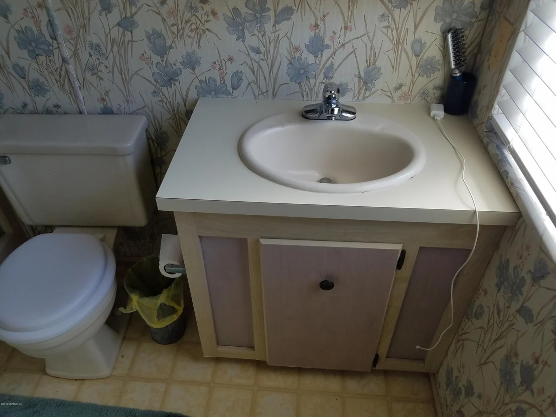 Photo of 147 SILVER POND Road