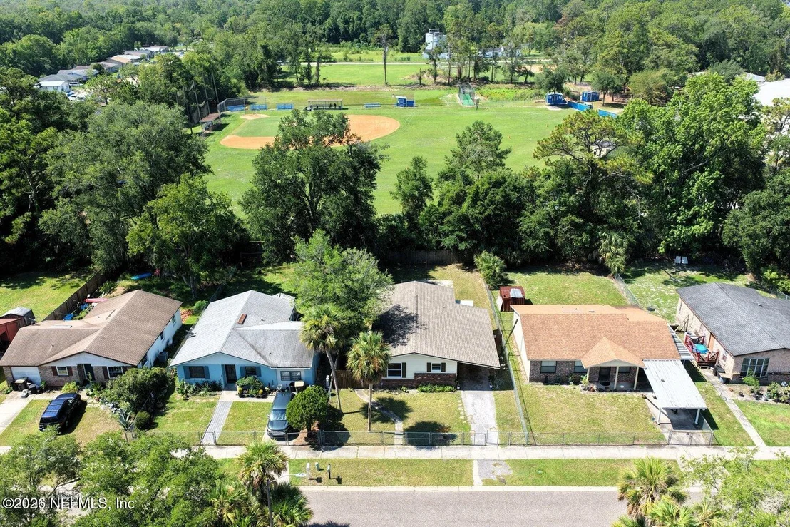 Photo of 5926 LONGCHAMP Drive
