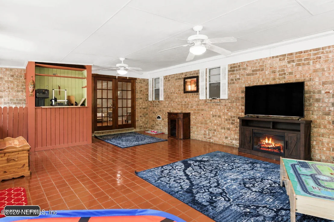 Photo of 5495 FORREST Drive