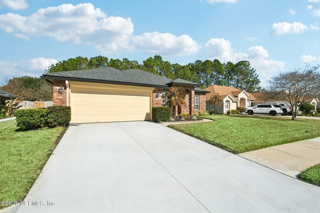 Photo of 145 LAKE RUN Boulevard