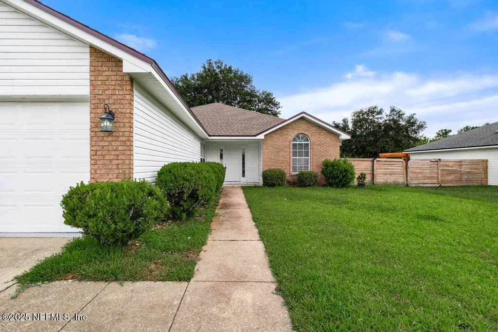 Photo of 1946 COLDFIELD Drive W