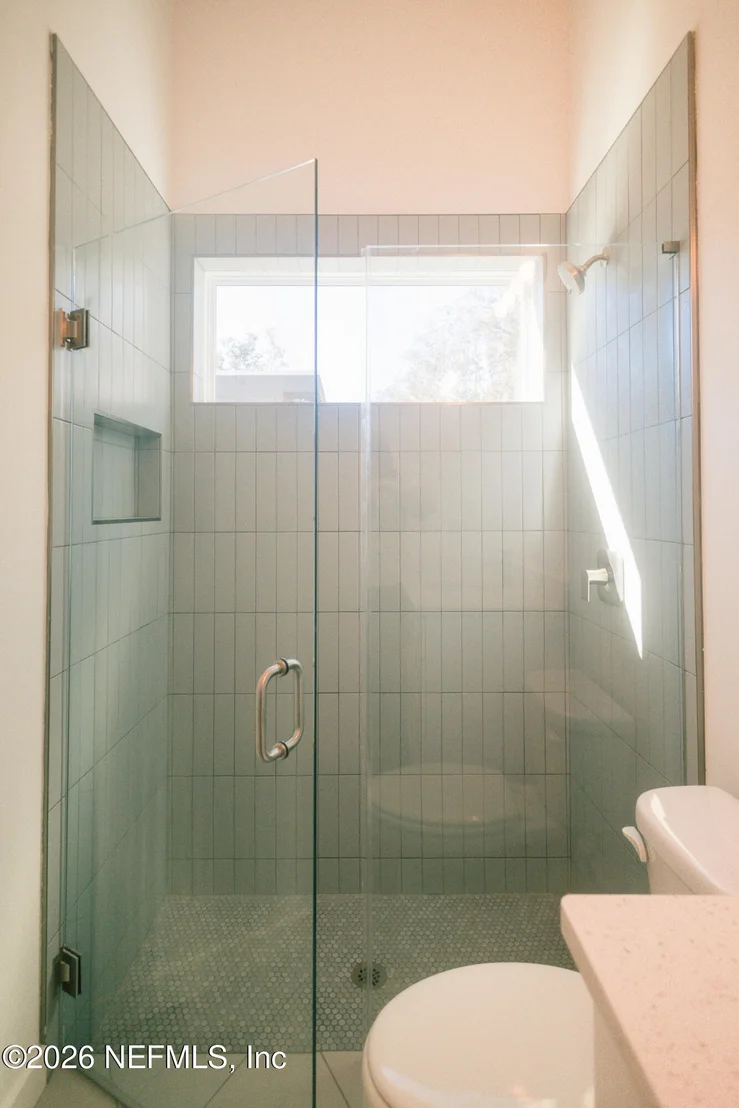 Photo of 576 WOODLAWN Road