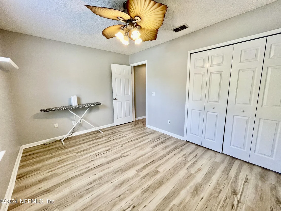 Photo of 1404 GIBRALTER Lane