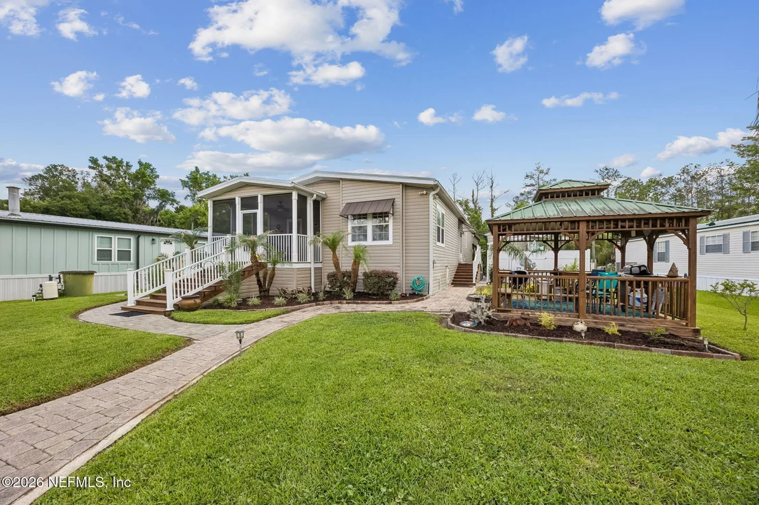 Photo of 329 PARADISE Circle