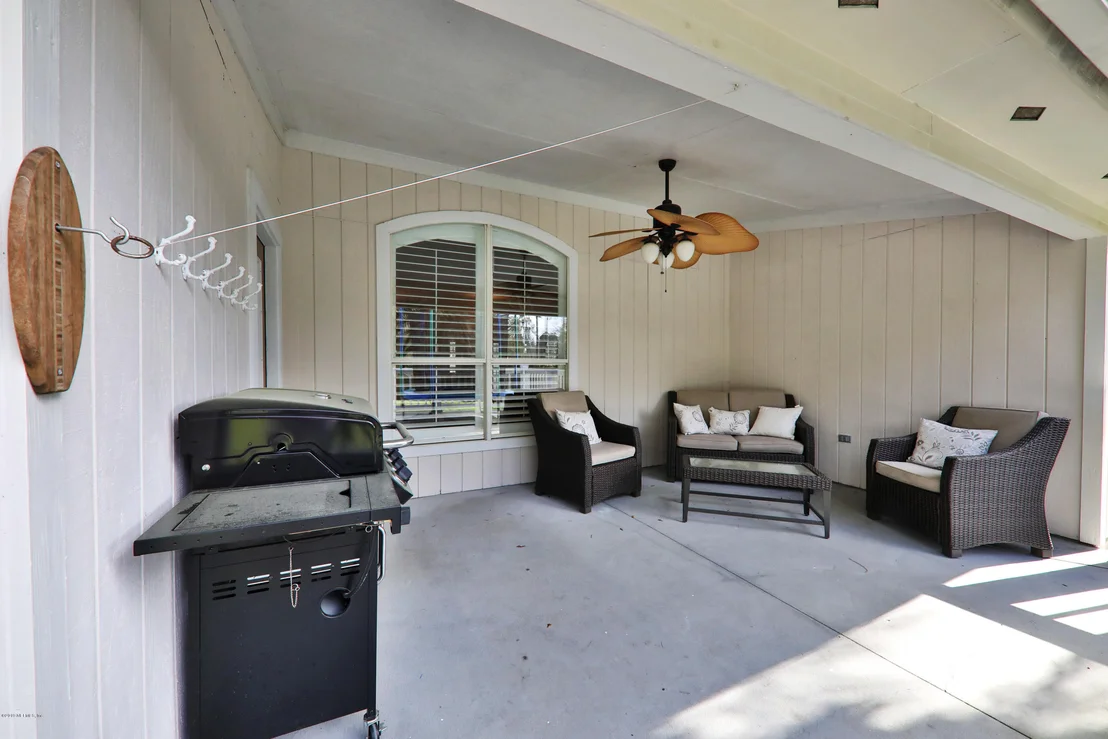 Photo of 12126 CORNER OAKS Drive