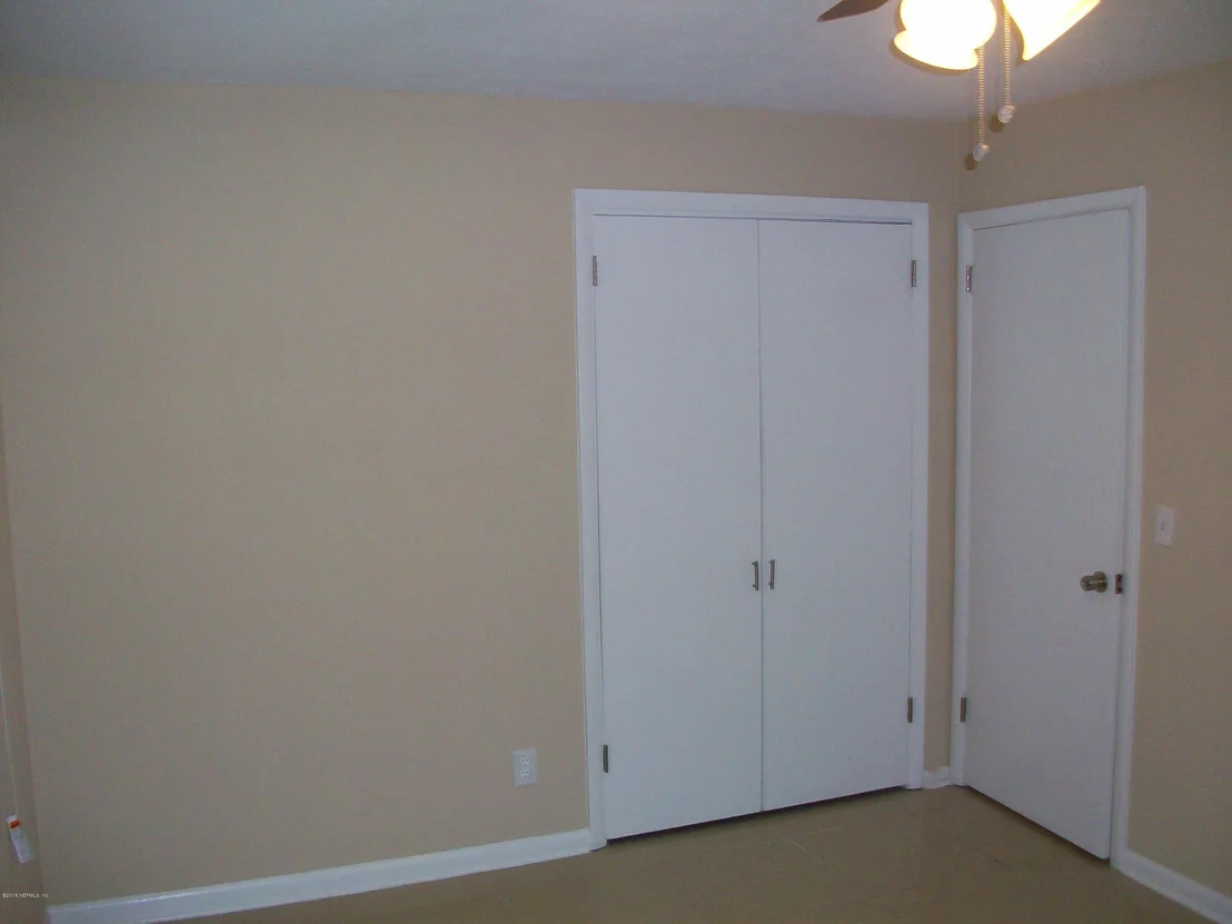 Photo of 1262 ARBOR Circle