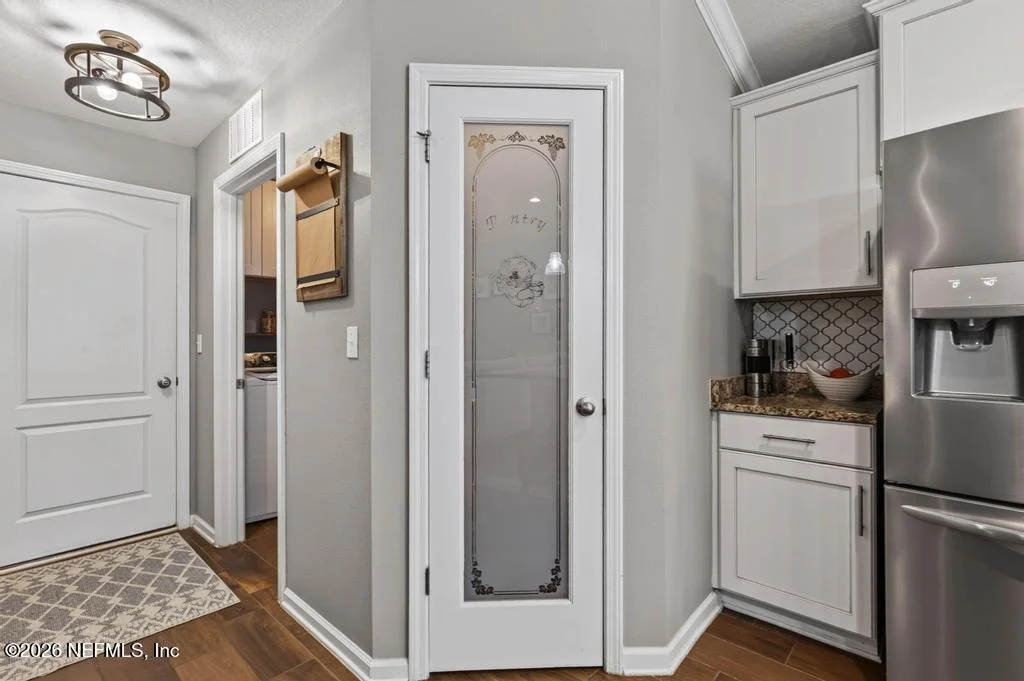 Photo of 717 SHETLAND Drive