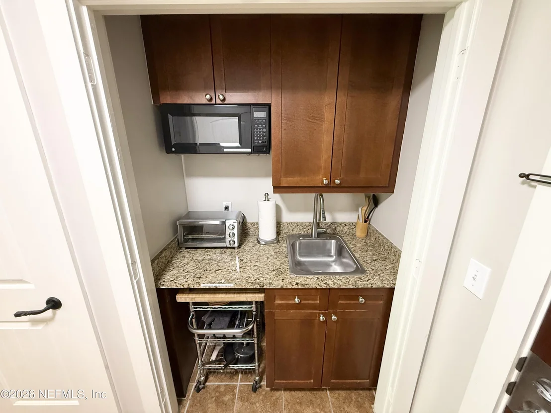Photo of Unit 211 at 965 REGISTRY Boulevard