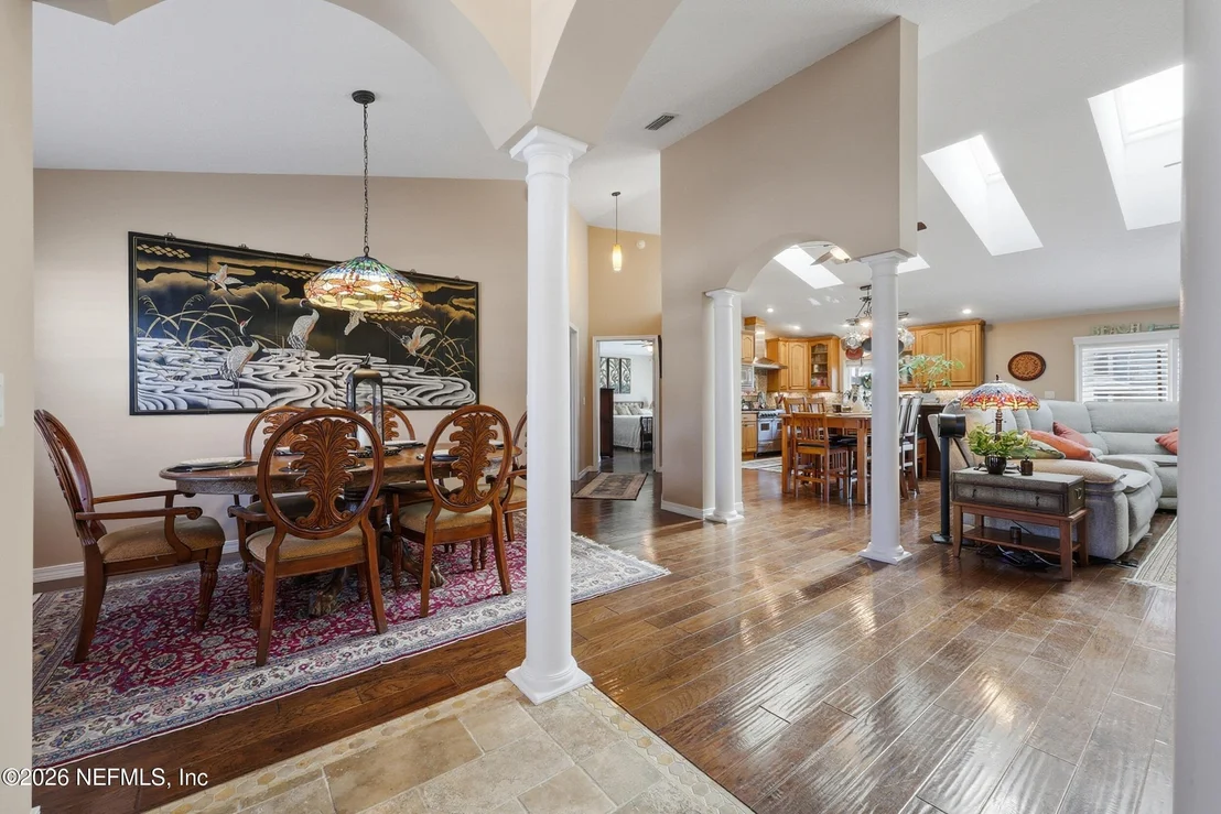 Photo of 225 PIZARRO Road