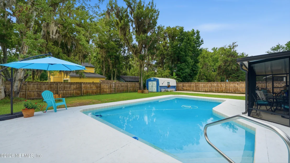 Photo of 1695 SANDY HOLLOW Loop