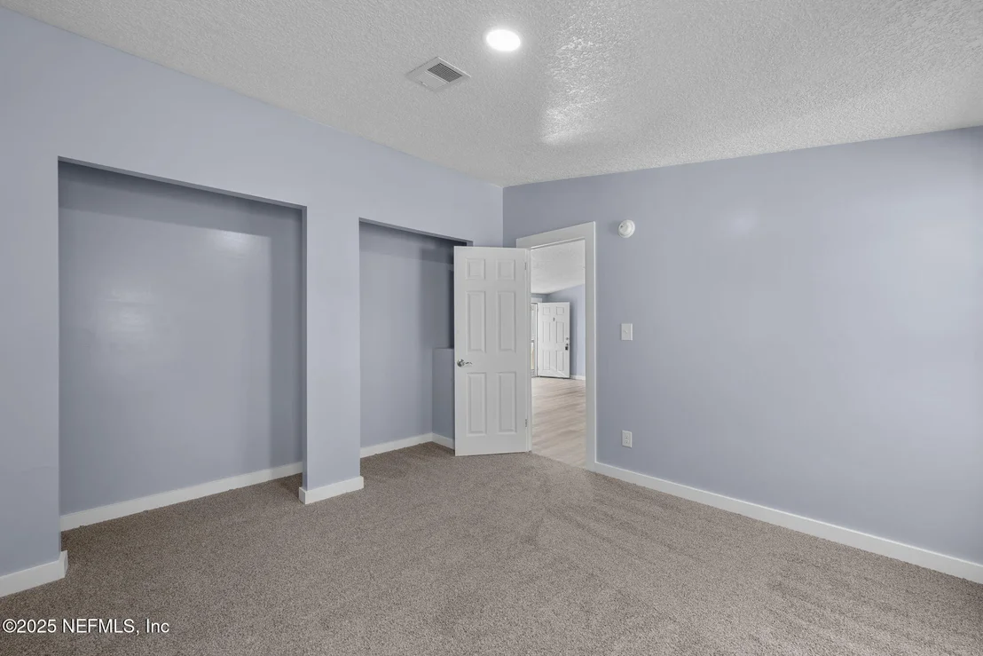 Photo of 117 CHILTON Place