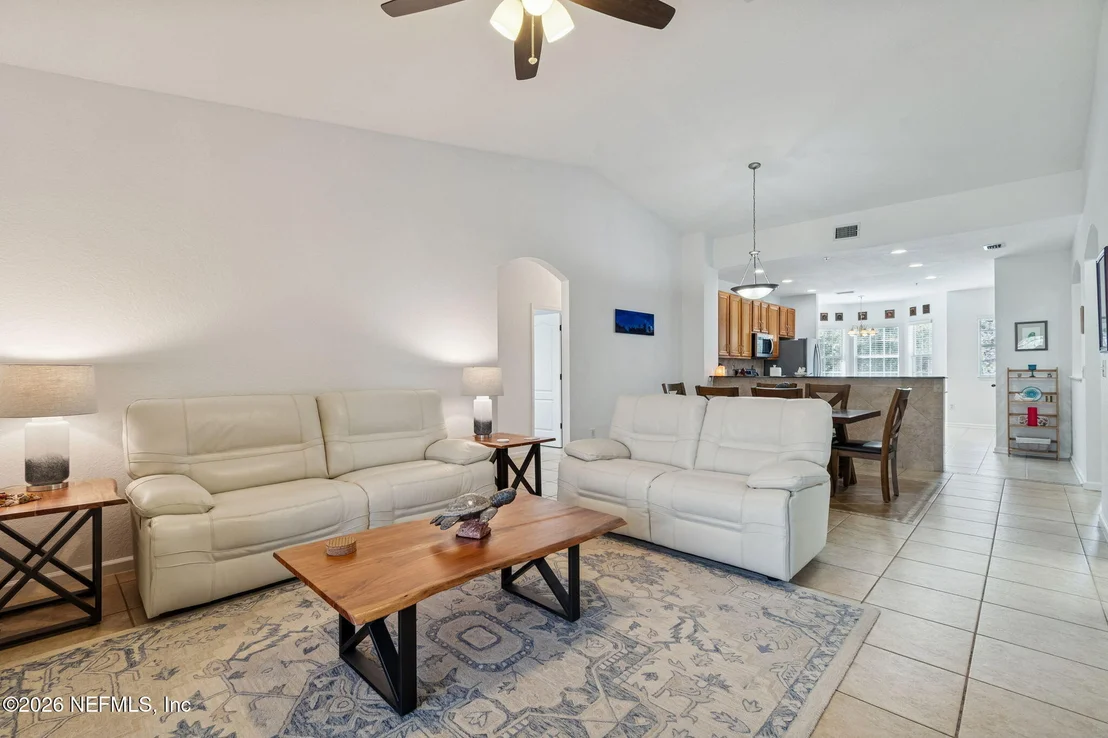 Photo of Unit 1005 at 175 BAYBERRY Circle