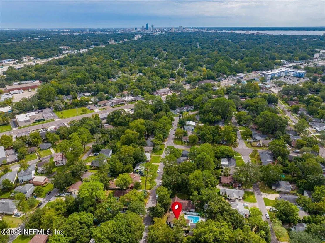 Photo of 4632 CRESCENT Street