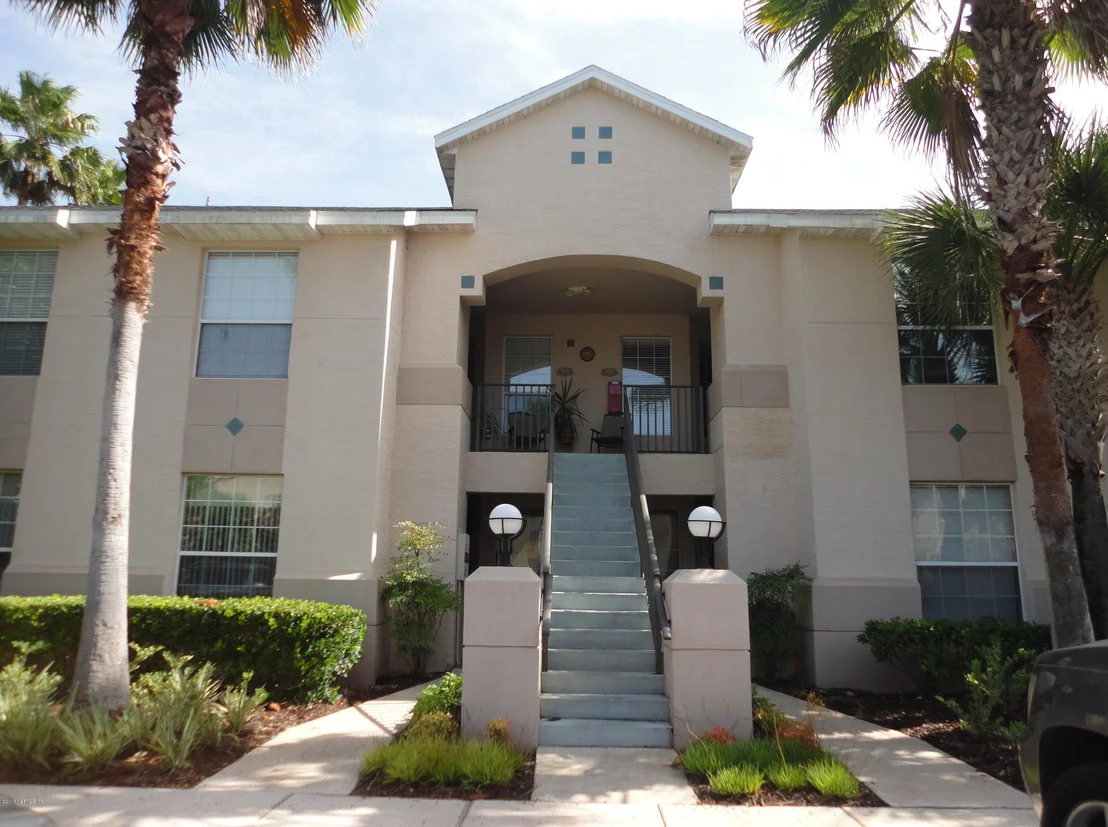 Photo of 203 AUGUSTA Circle
