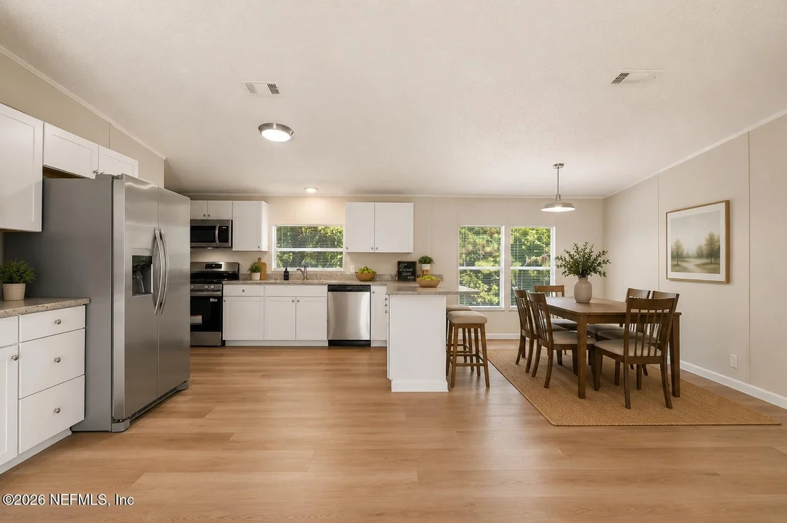 Photo of 167 PEPPERMINT Avenue