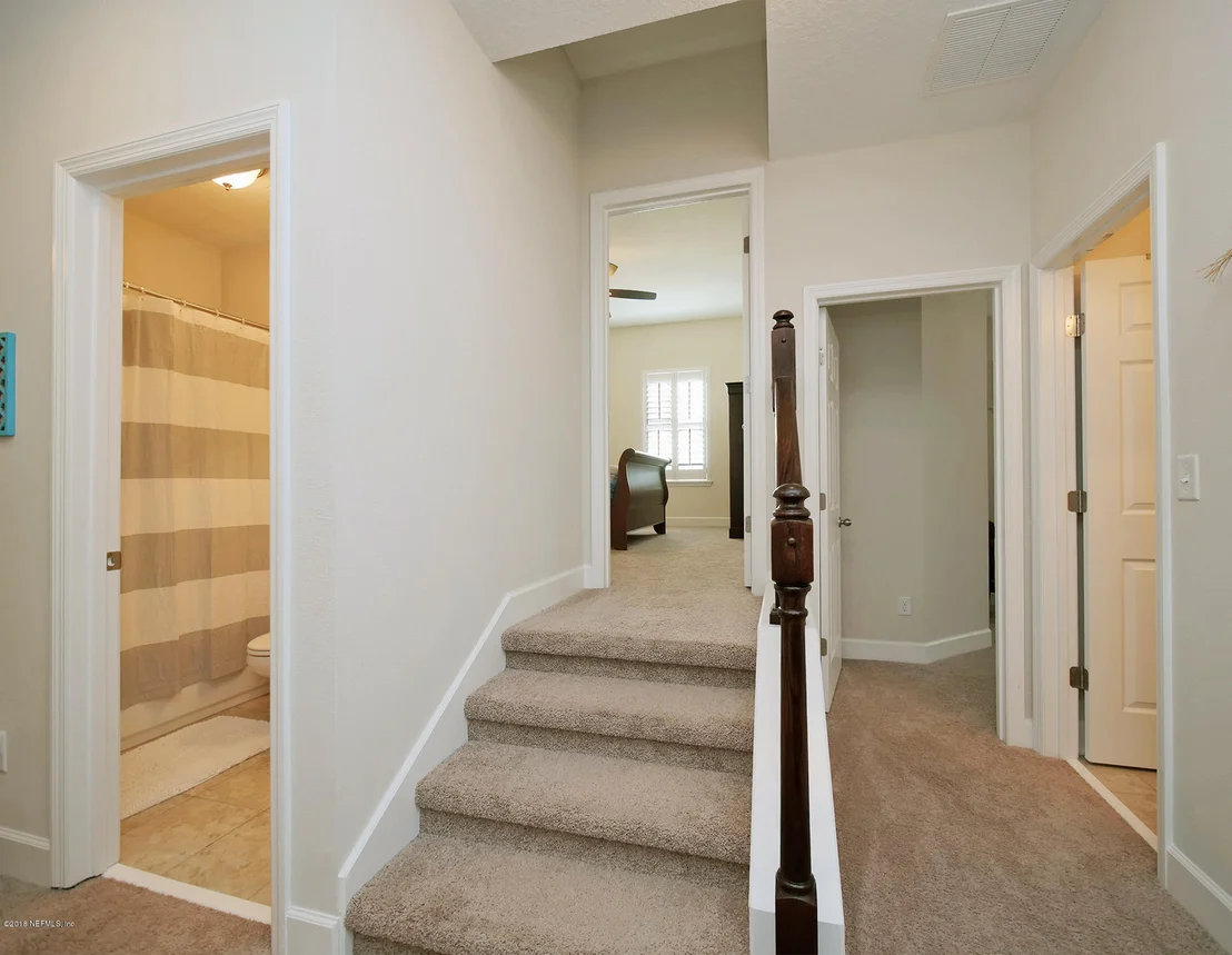 Photo of 453 EAGLE ROCK Drive