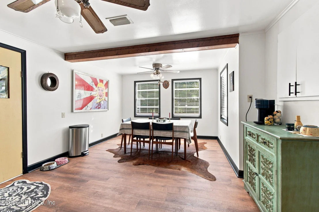 Photo of 33485 MEADOWS Lane