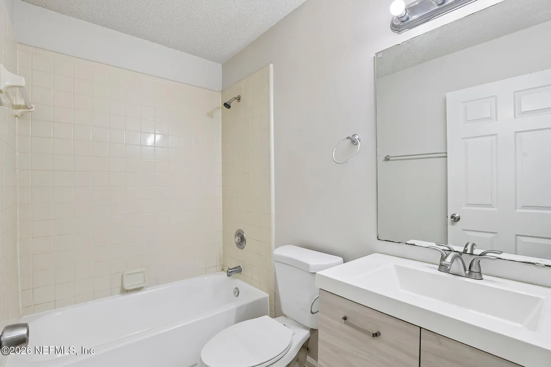 Photo of 1580 BEECHER Lane