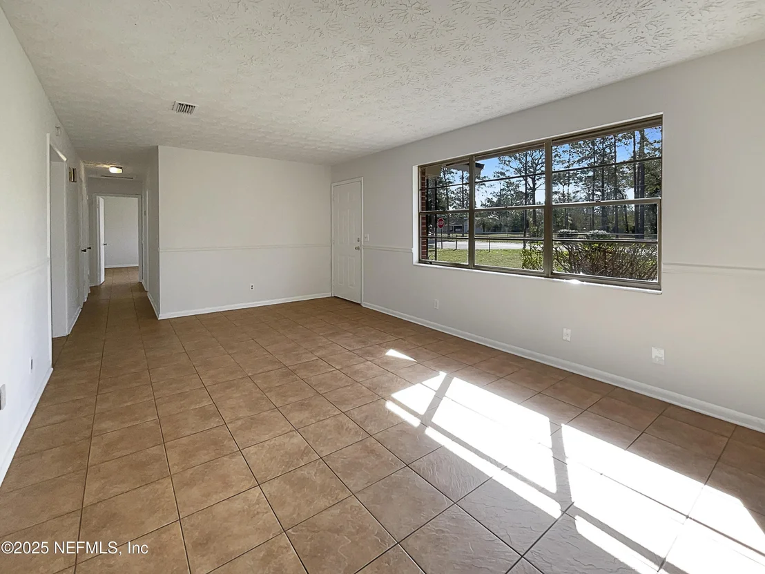 Photo of 219 IVY Street