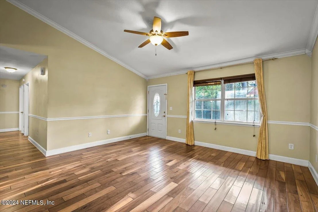 Photo of 1021 KENNEDY Drive