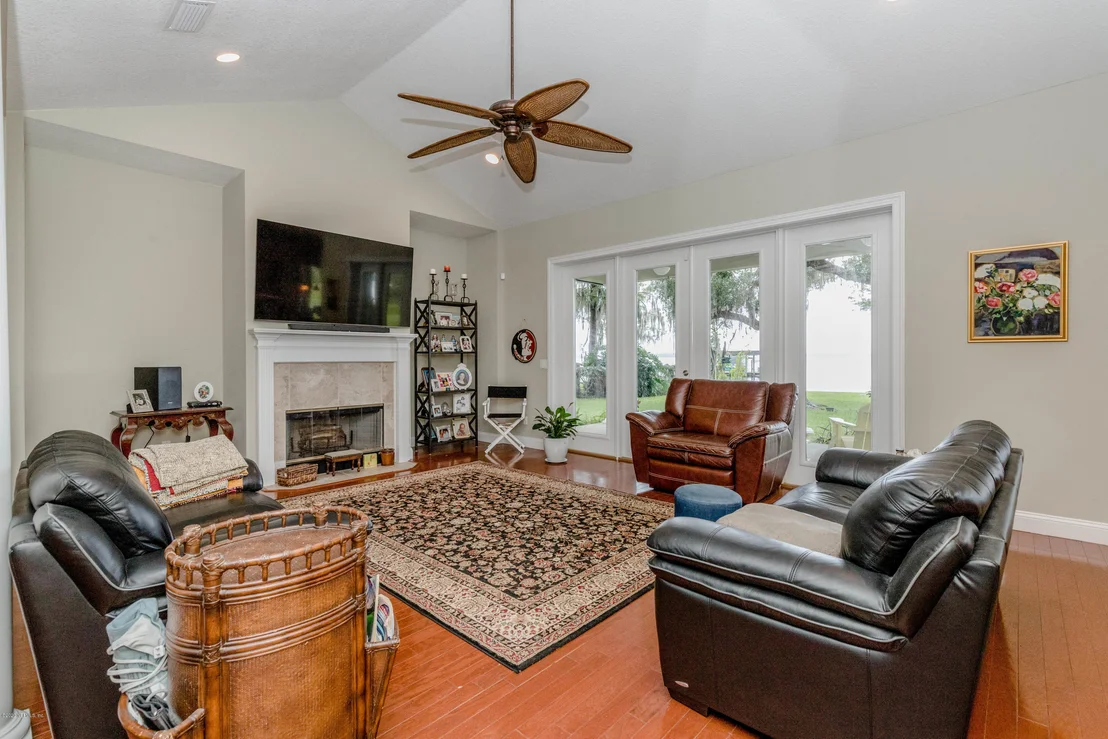 Photo of 9555 COUNTY RD 13 N