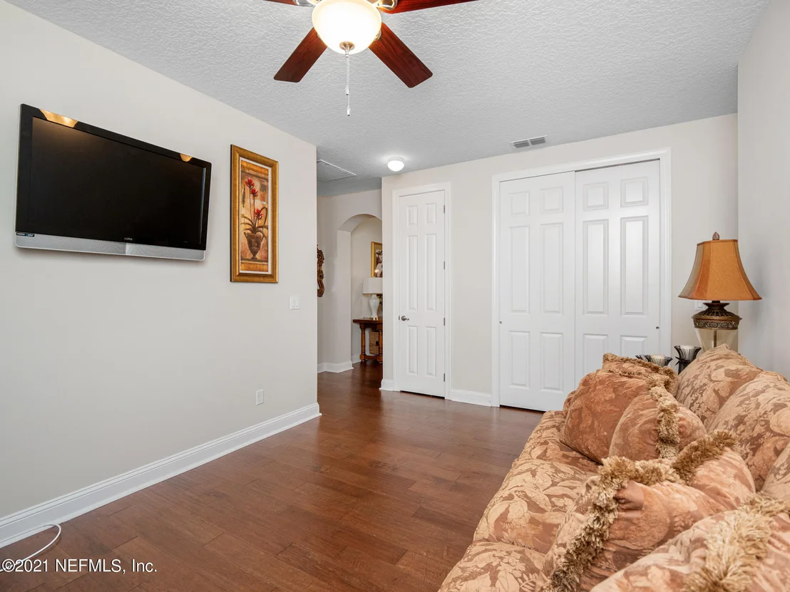 Photo of 237 GULFSTREAM Way