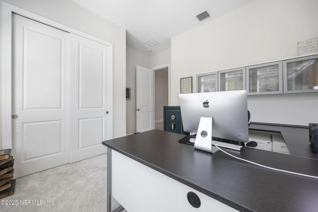 Photo of 9819 FILAMENT Boulevard