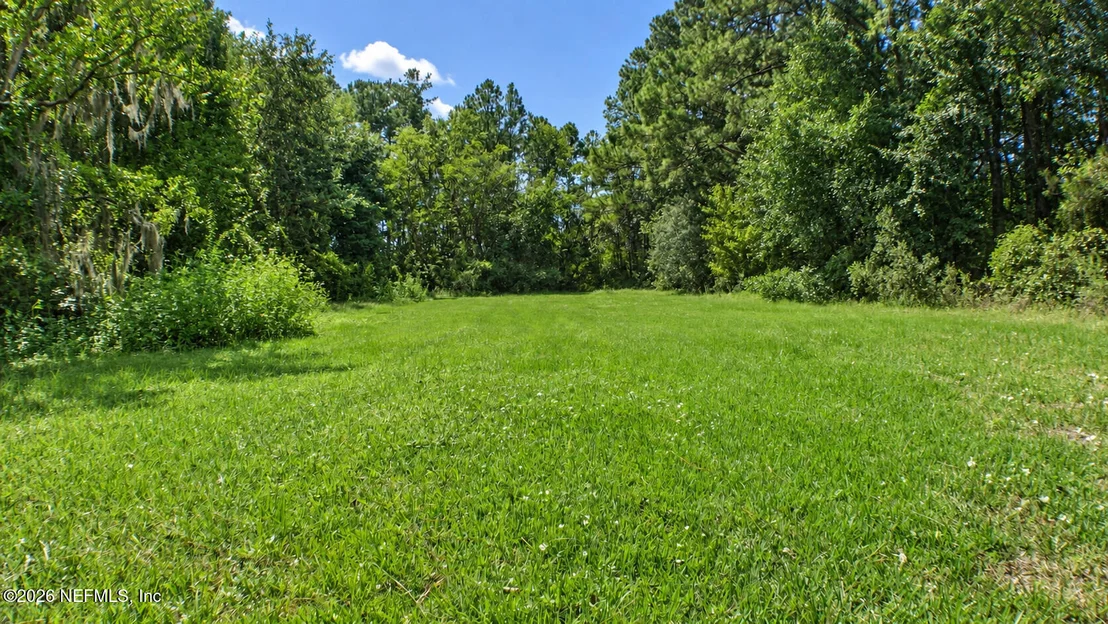 Photo of 306 BERNARD Road