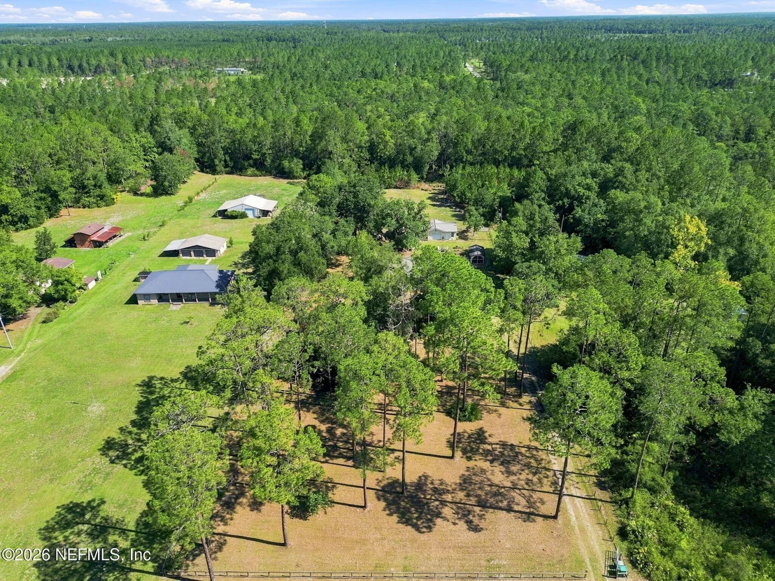 Photo of 33485 MEADOWS Lane