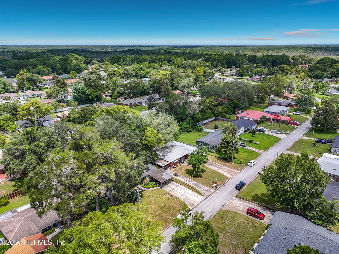 Photo of 7410 PINEVILLE Drive