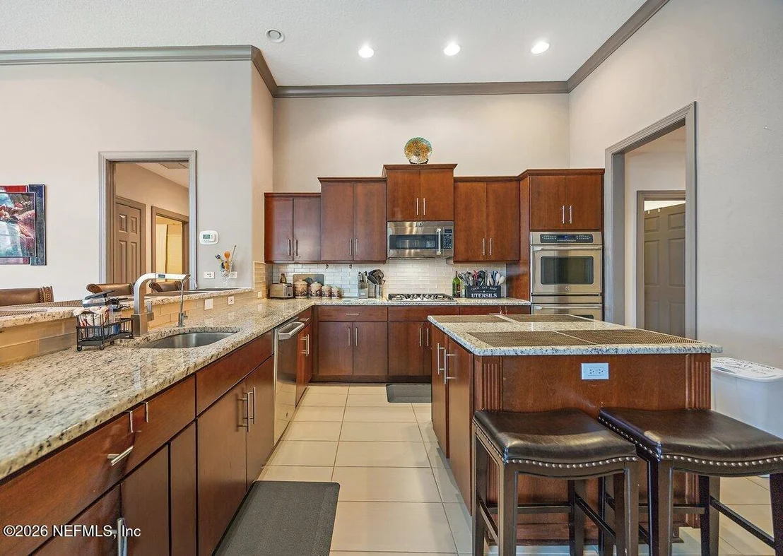 Photo of 188 PINEHURST POINTE Drive