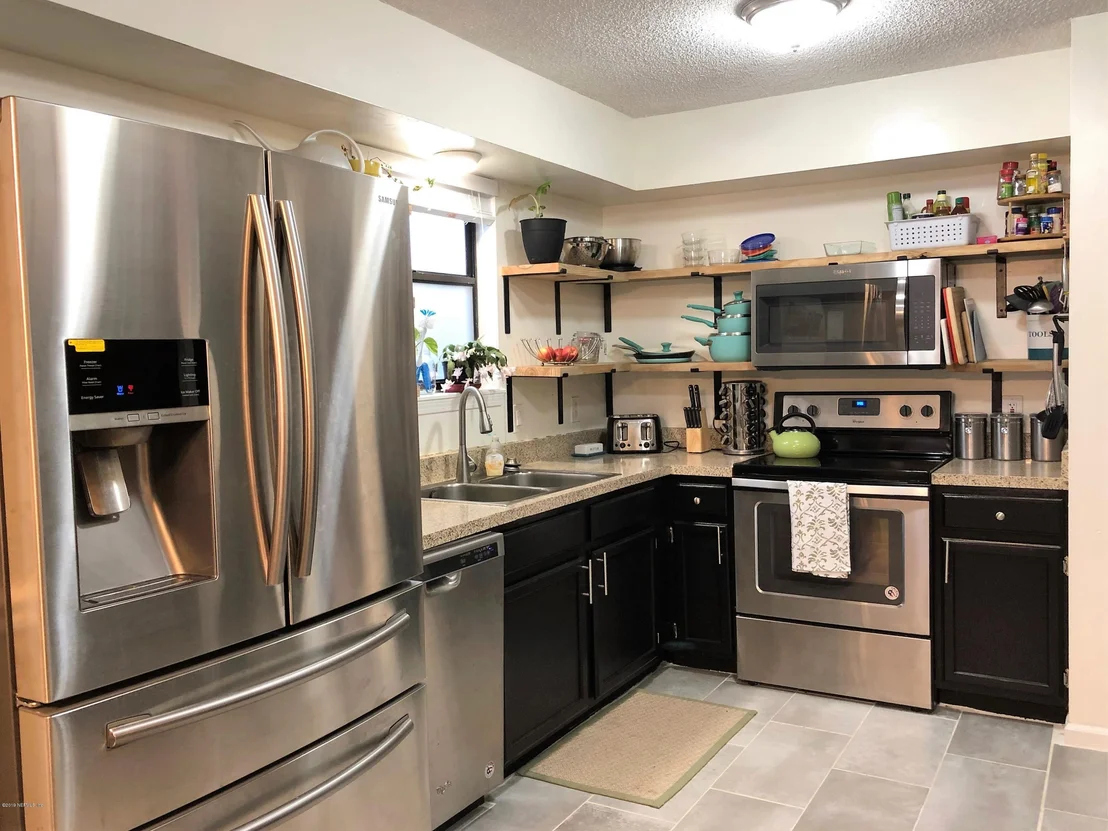 Photo of 7344 CINNAMON LAKES Drive
