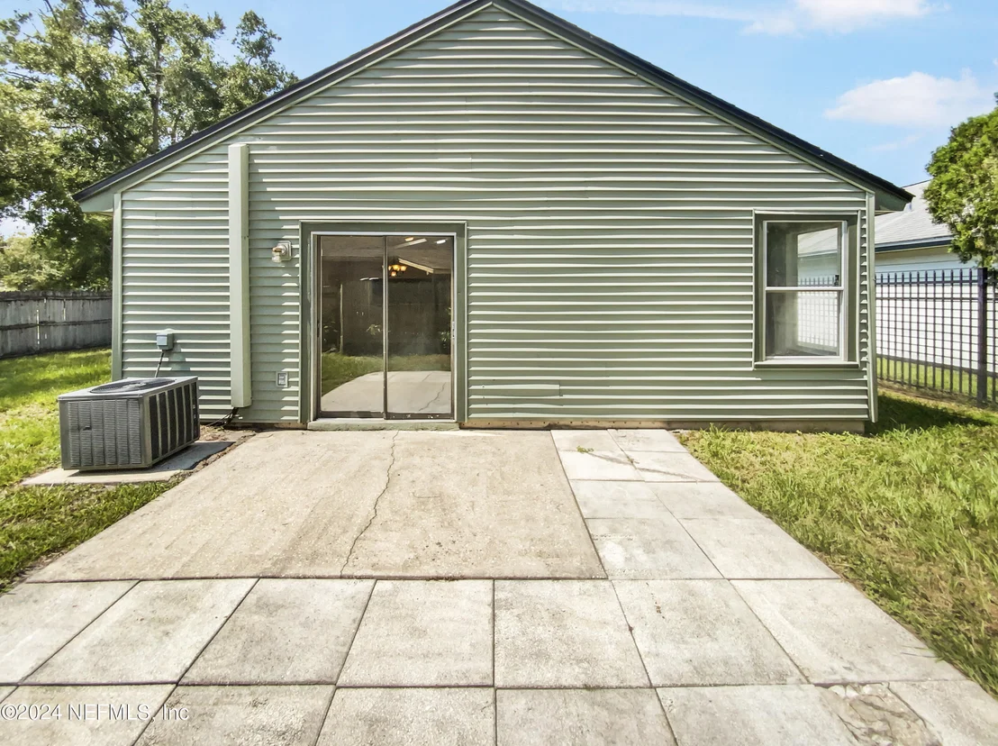 Photo of 2643 MALIBU Circle