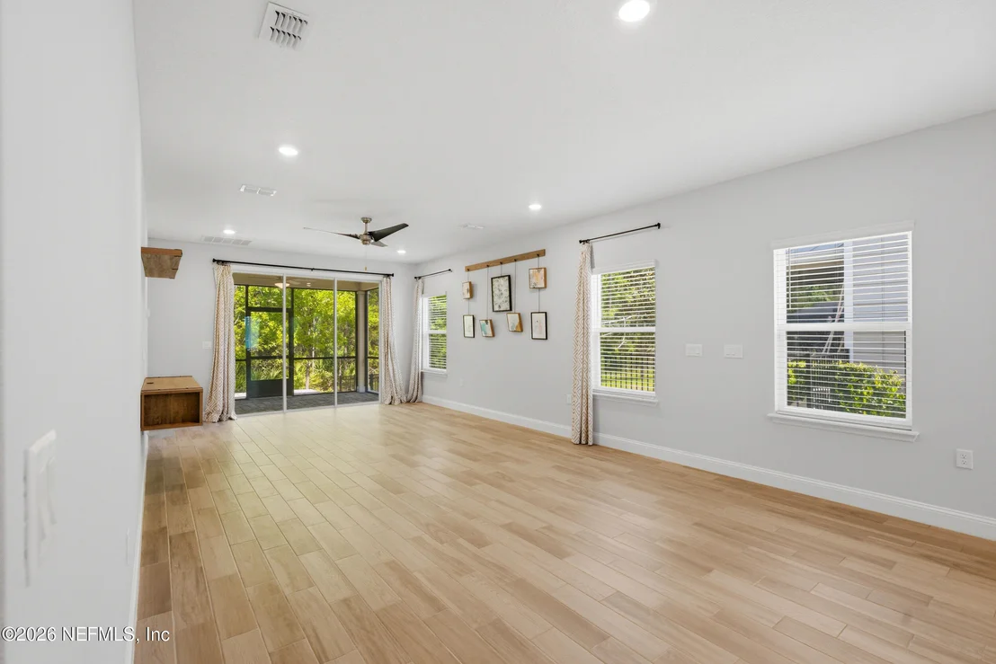 Photo of 248 CLIFTON BAY