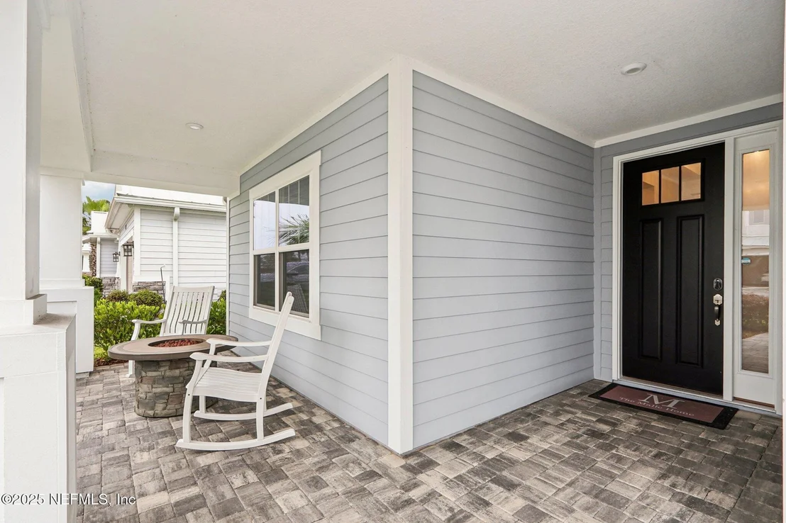 Photo of 576 MARQUESA Circle