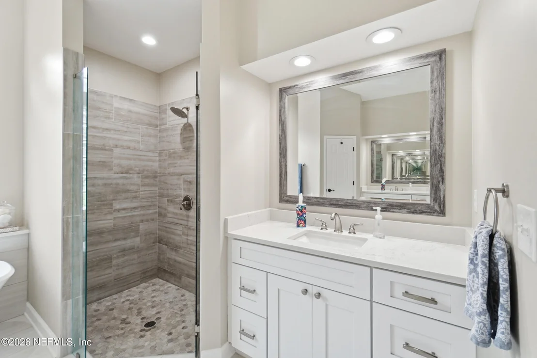 Photo of 8688 ROLLING BROOK Lane