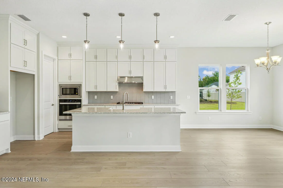 Photo of 144 WAVERLY Way