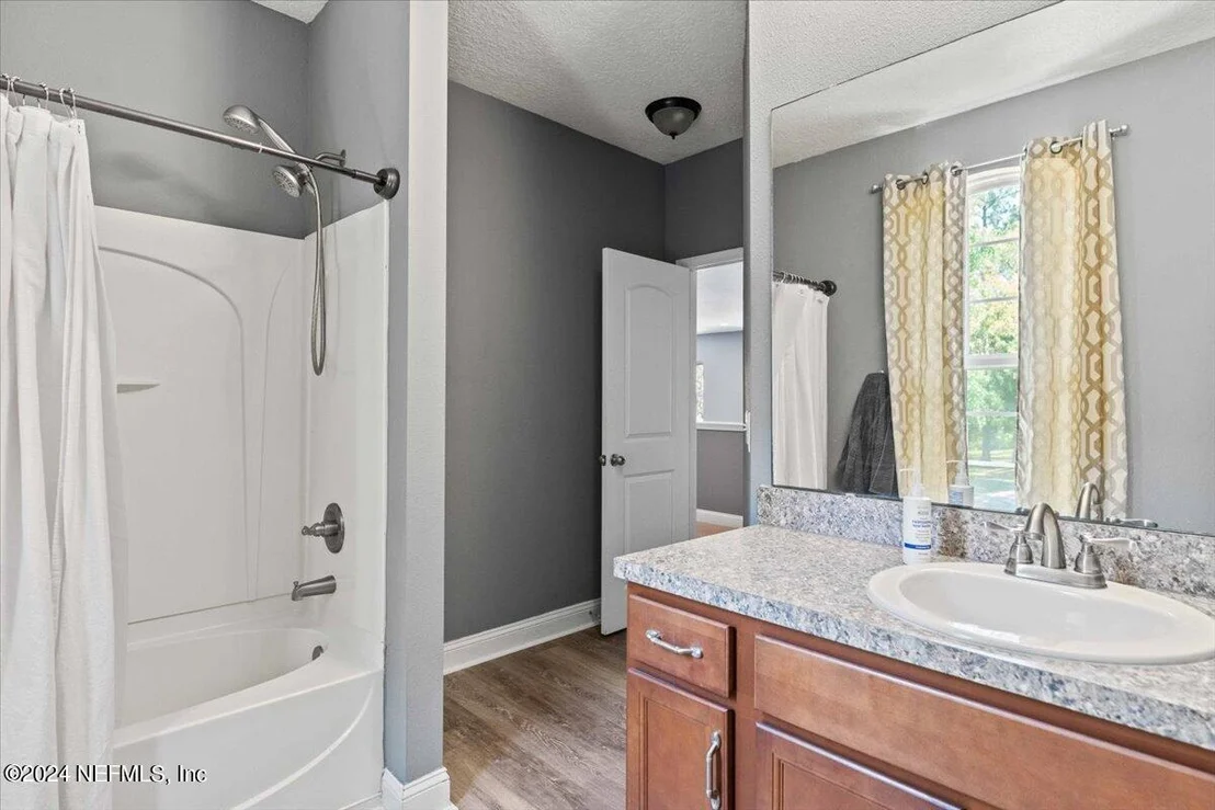 Photo of 1061 CEDAR BAY Road