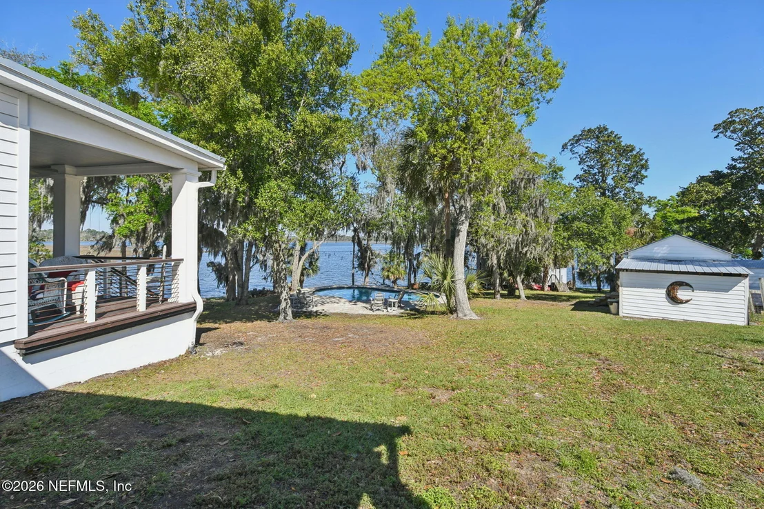 Photo of Unit 17 at 5577 HECKSCHER Drive