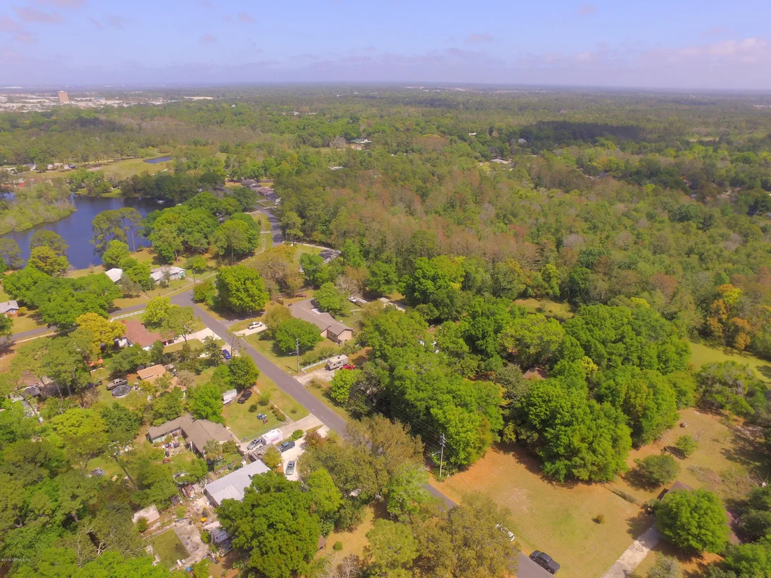 Photo of 2343 HILLTOP Boulevard