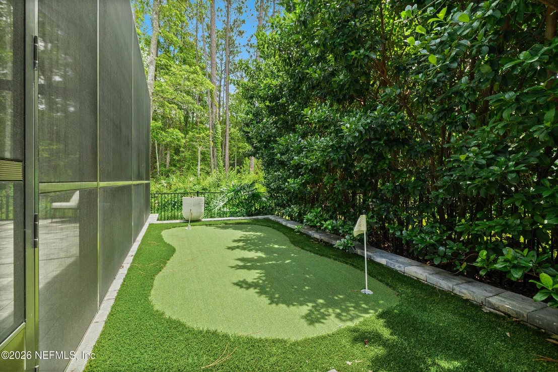 Photo of 203 OLD BLUFF Drive