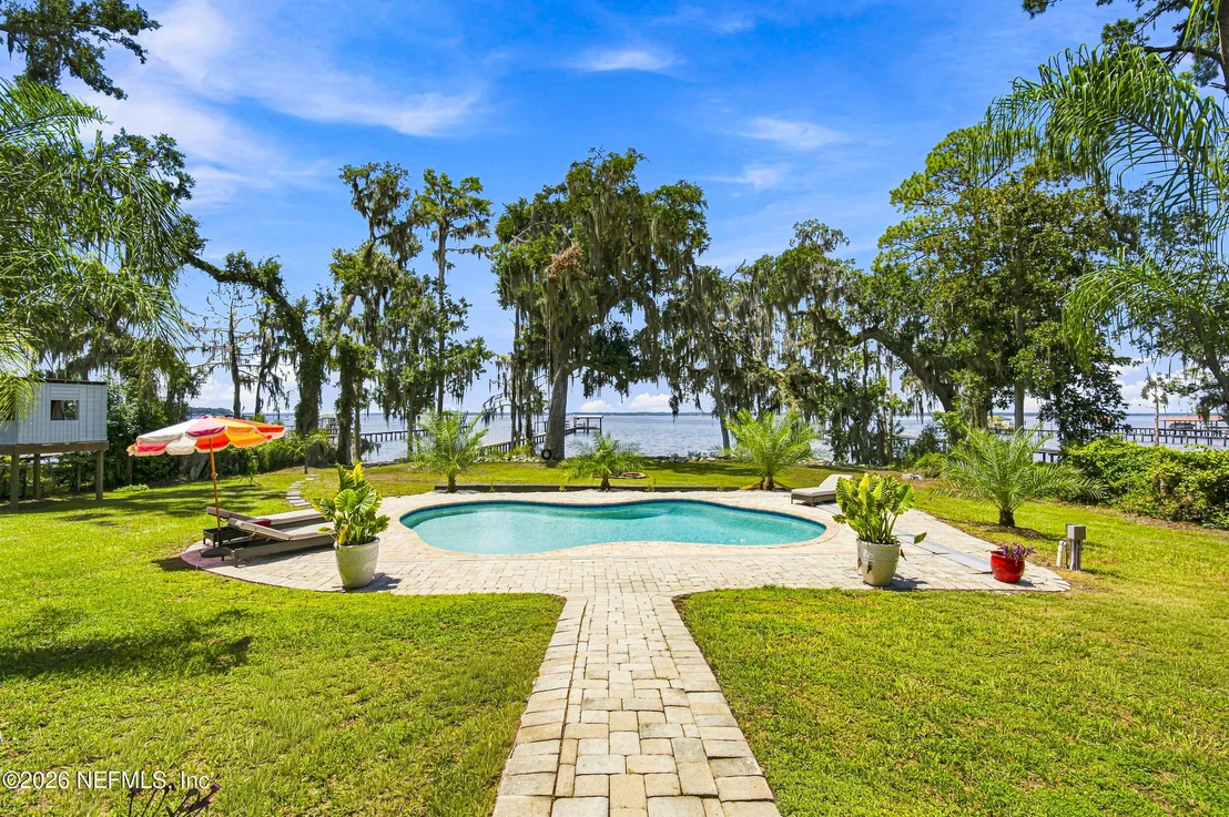 Photo of 120 RUSTIC OAKS Lane