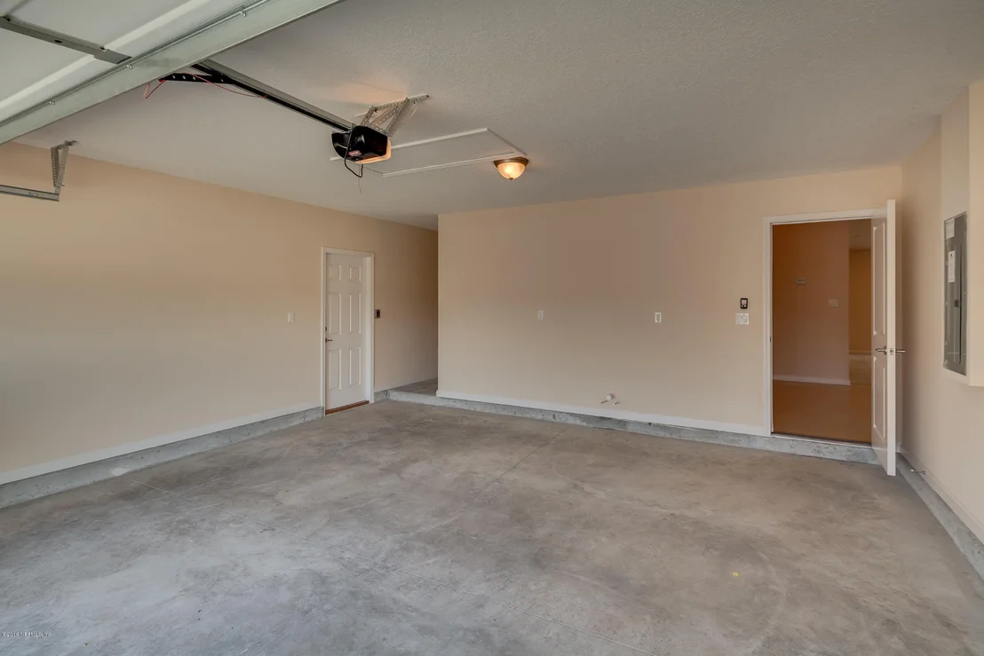 Photo of 79508 PLUMMERS CREEK Drive