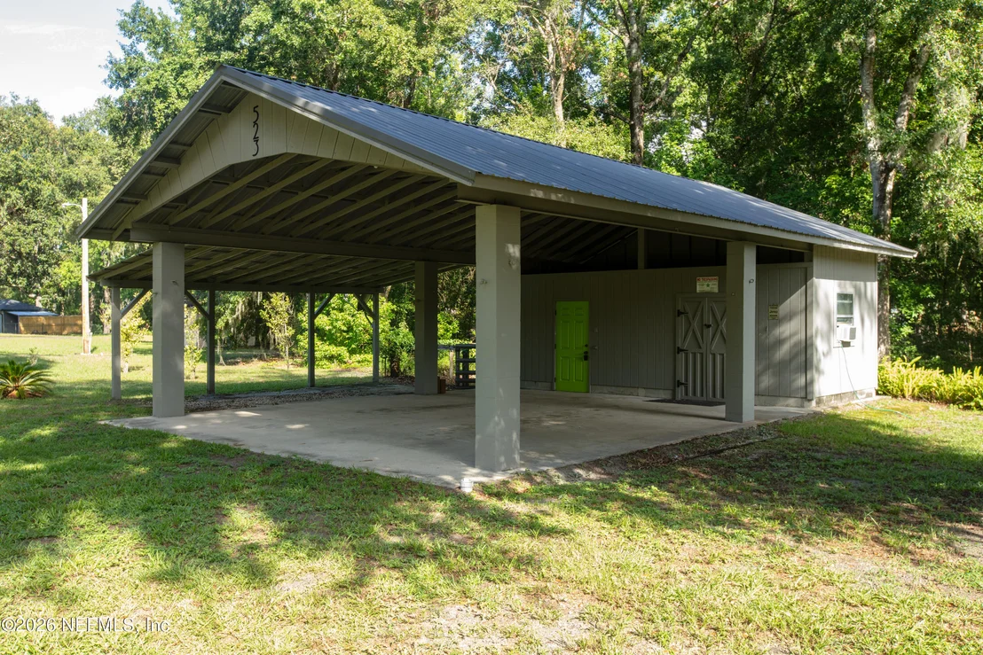 Photo of 523 SE 28TH Way