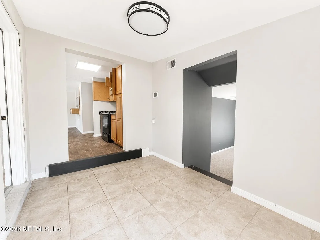 Photo of 139 VENUS Lane