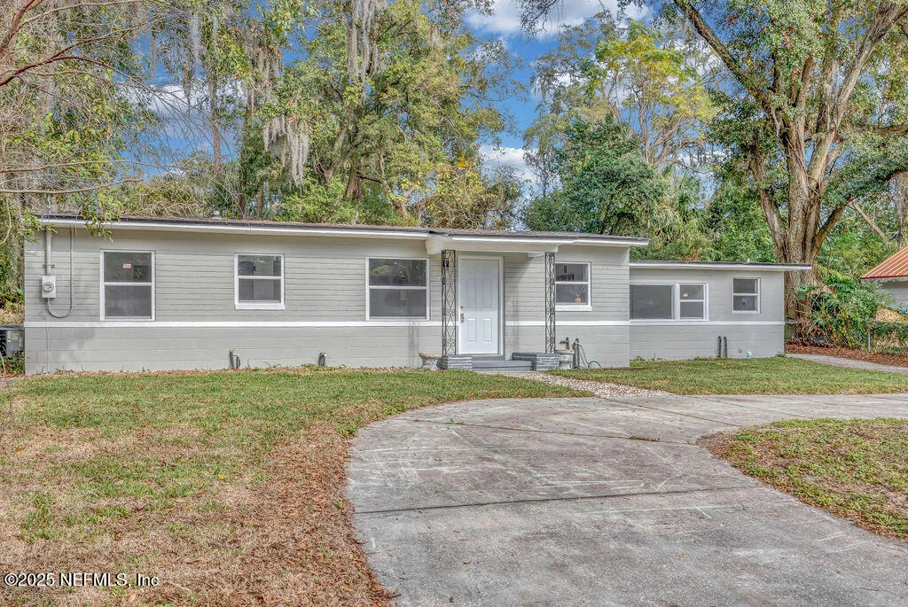 Photo of 5489 OAK FOREST Drive