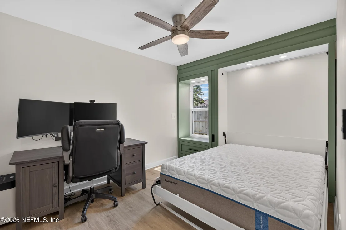 Photo of 12151 SUNCHASE Drive